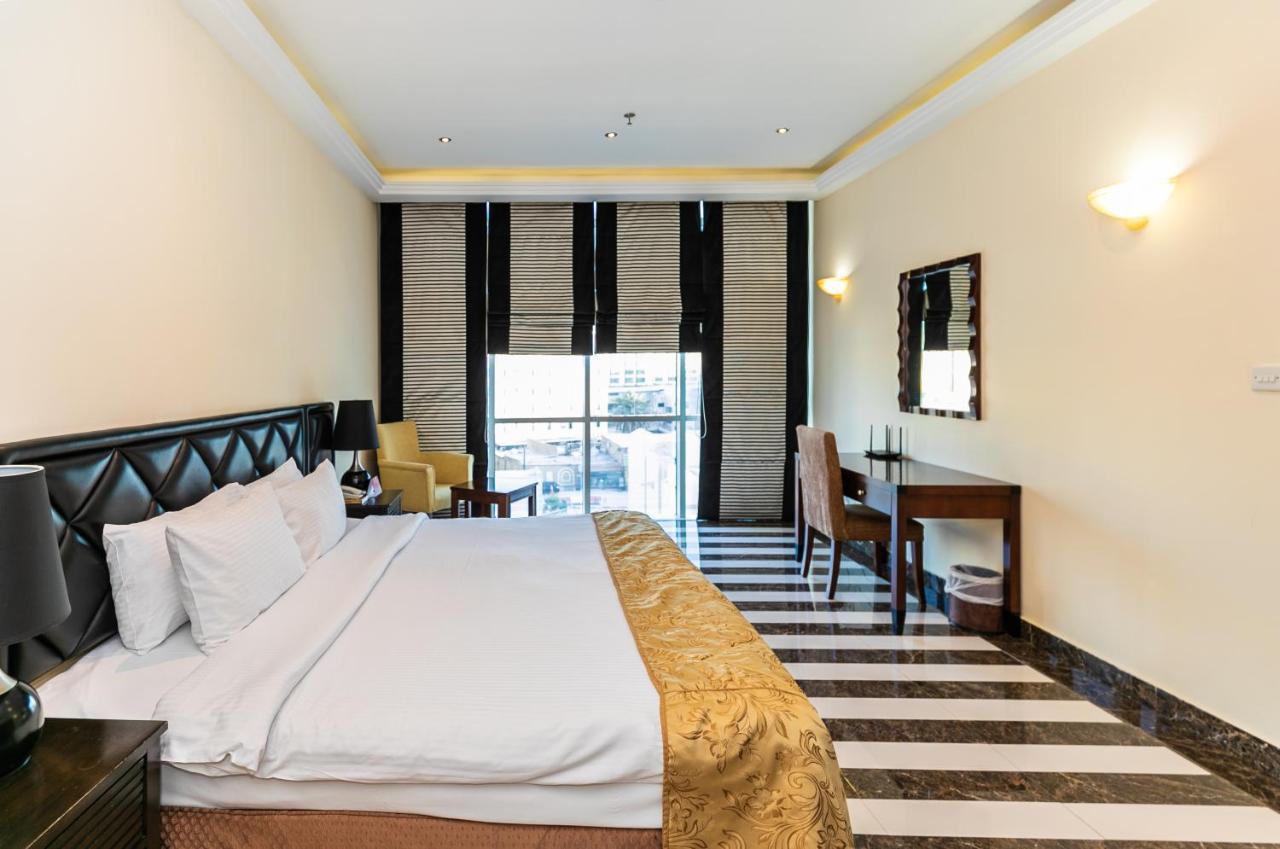 Hotel Royal Mirage