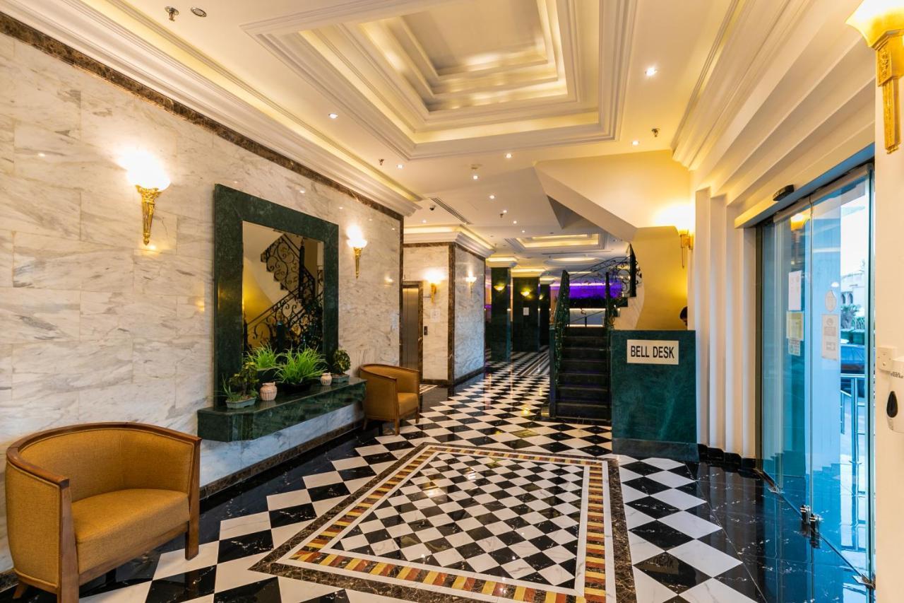 Hotel Royal Mirage