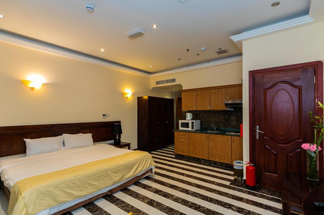 Hotel Royal Mirage *